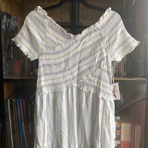 Jessica Simpson maxi dress, size large